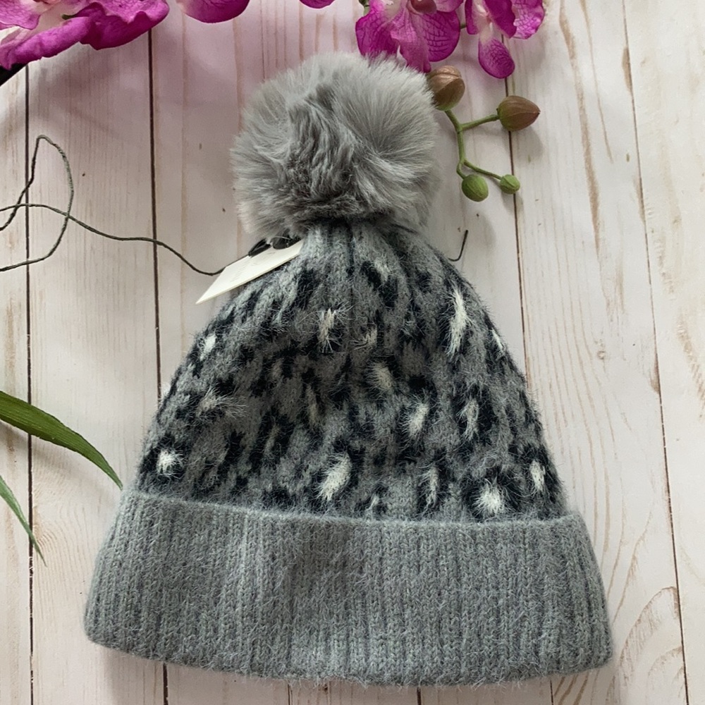 Leopard Print Knitted Pom Pom Beanie - Picture 3 of 5